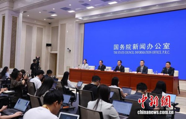 壹资网 截至6月底中国日均Token消耗量突破30万亿